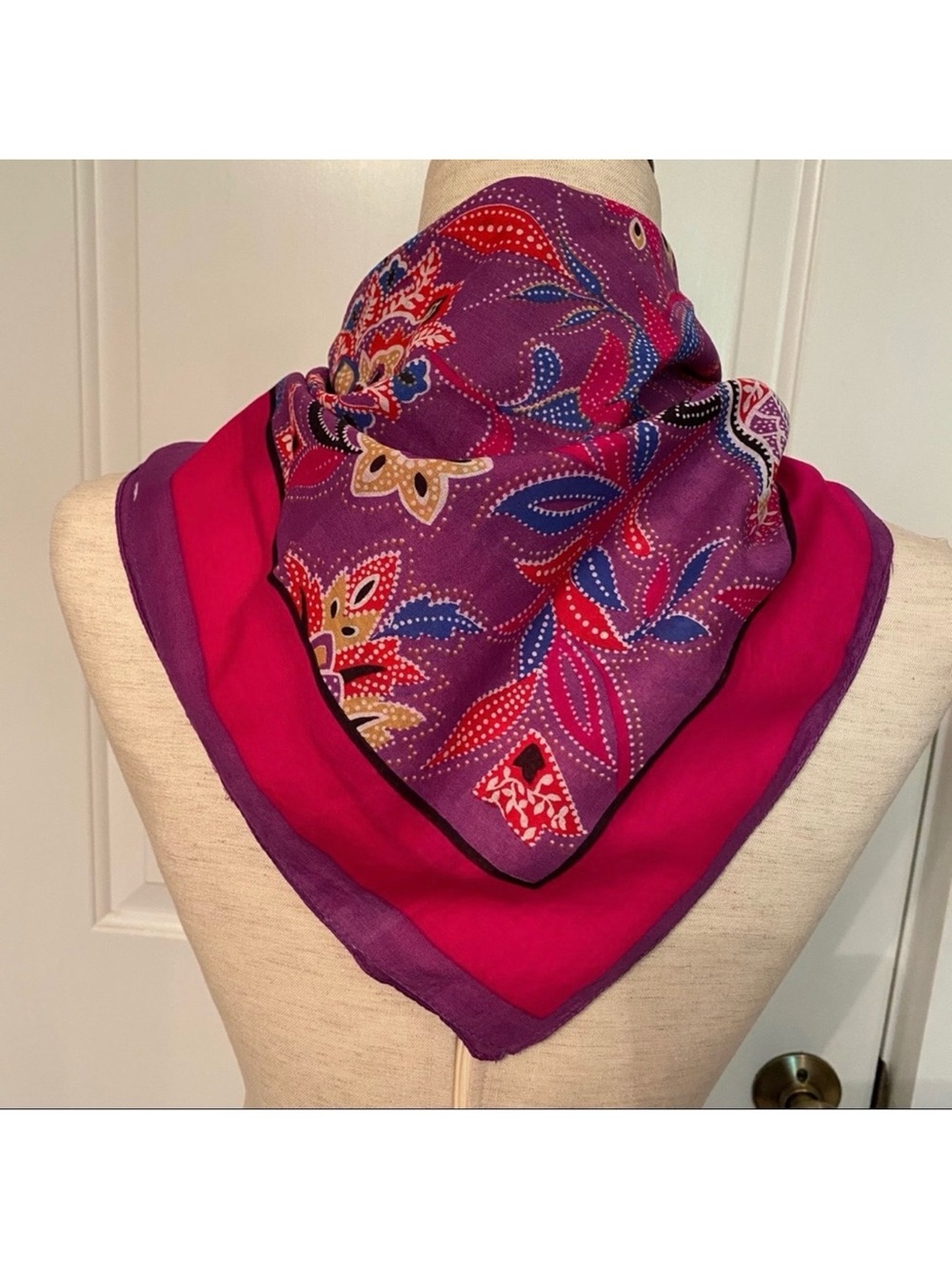BILL BLASS SCARF PINK PURPLE FLORAL COTTON SQUARE ITALY